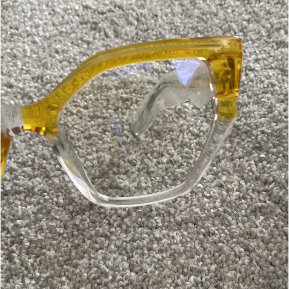 Cat Eye Glasses - Picture 4 of 5
